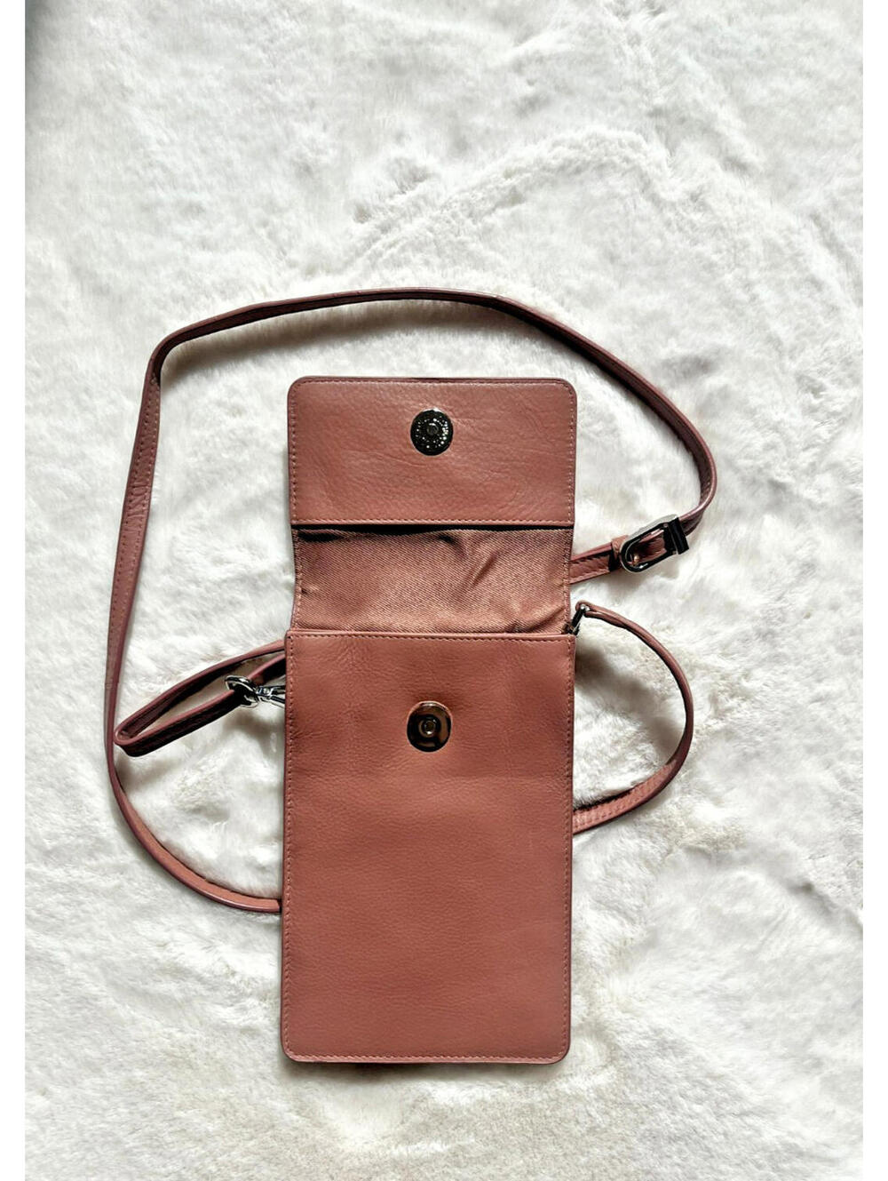 Genuine Leather Crossbody Phone Purse RFID Blocking Mauve + Clear Phone Window - Picture 3 of 6